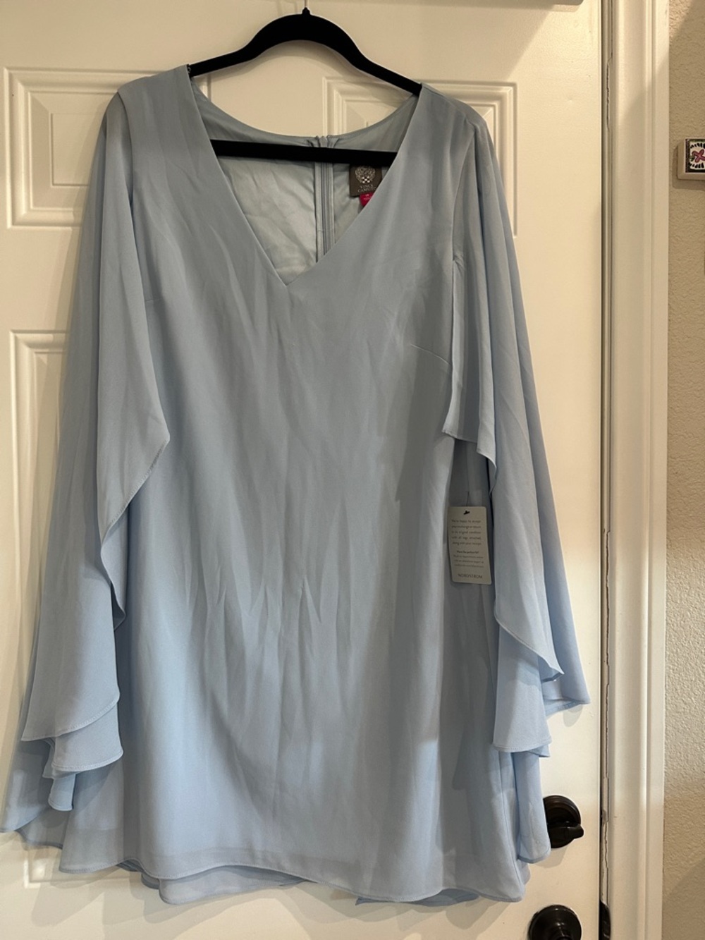Vince Camuto Light Blue V-Neck Chiffon Layered Sleeve Dress